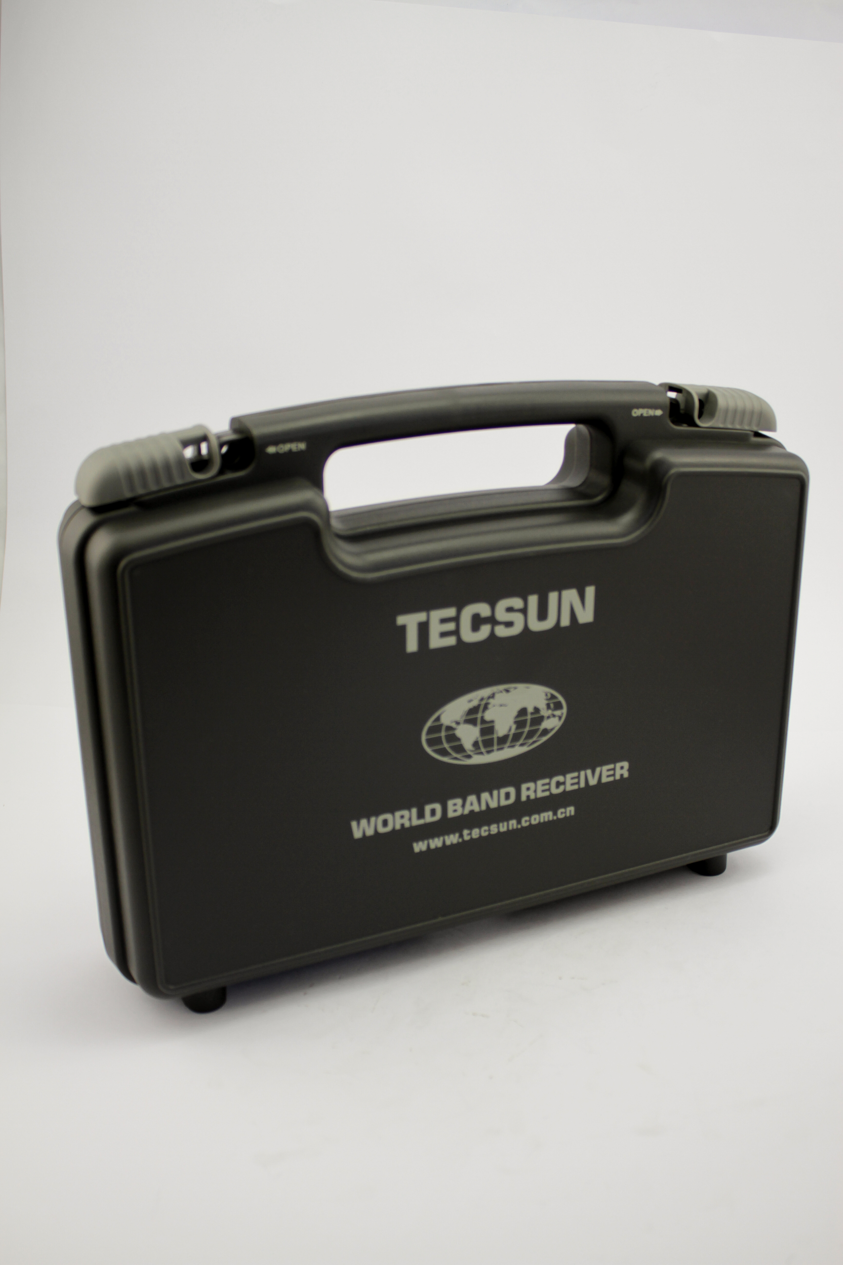 Tecsun-Hardcase-1-scaled.jpg